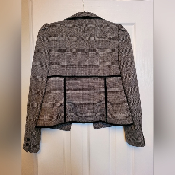 Grey and black blazer - Picture 5 of 5
